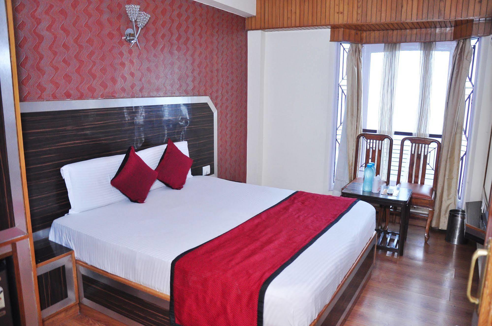 Hotel Sidharath Shimla Extérieur photo